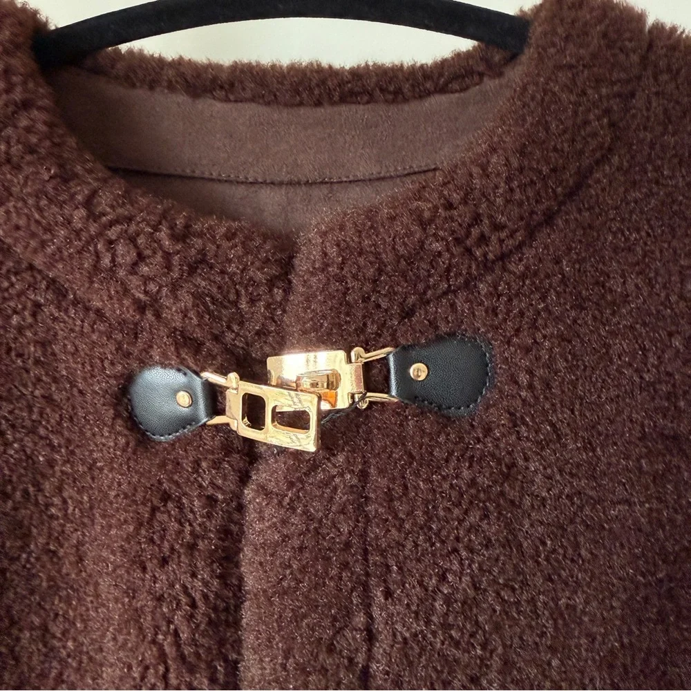 NWT) Maje Short faux fur coat ㅣ size 38 - Picture 4 of 13